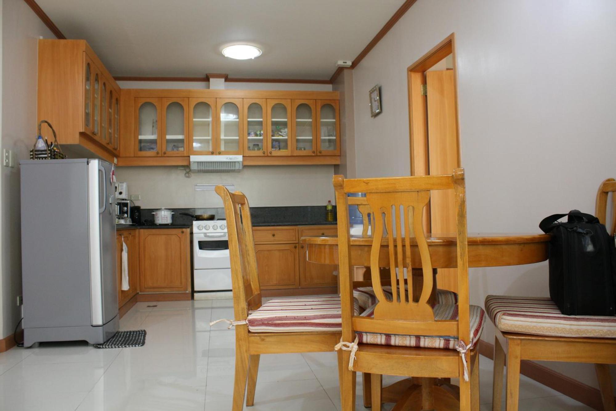 Dumaguete Springs Apartment Dumaguete City Eksteriør billede