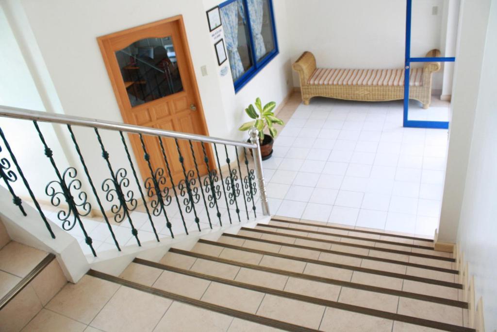 Dumaguete Springs Apartment Dumaguete City Eksteriør billede
