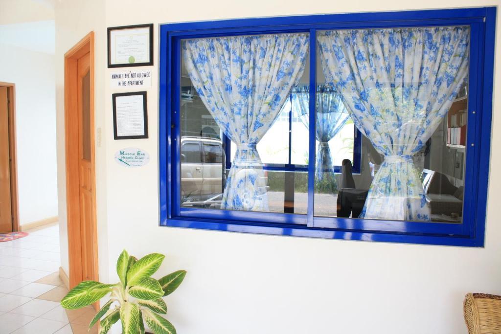 Dumaguete Springs Apartment Dumaguete City Eksteriør billede