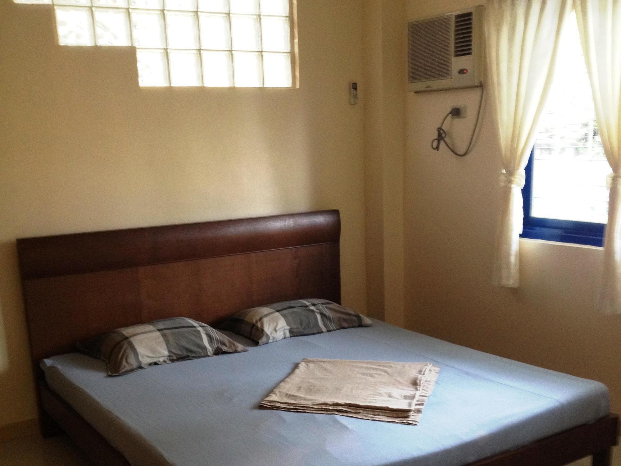 Dumaguete Springs Apartment Dumaguete City Eksteriør billede