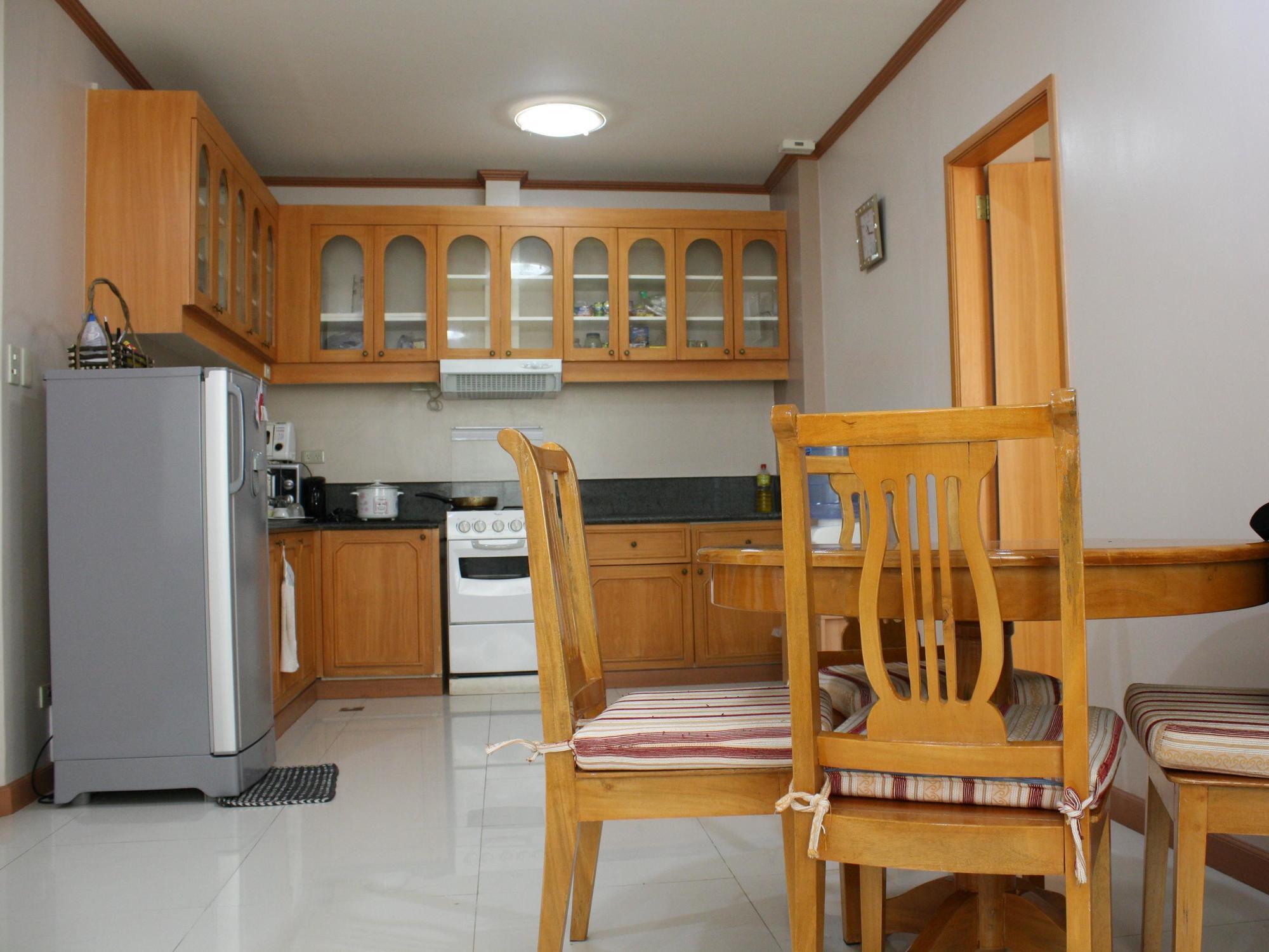 Dumaguete Springs Apartment Dumaguete City Eksteriør billede