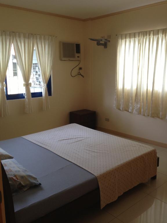 Dumaguete Springs Apartment Dumaguete City Eksteriør billede