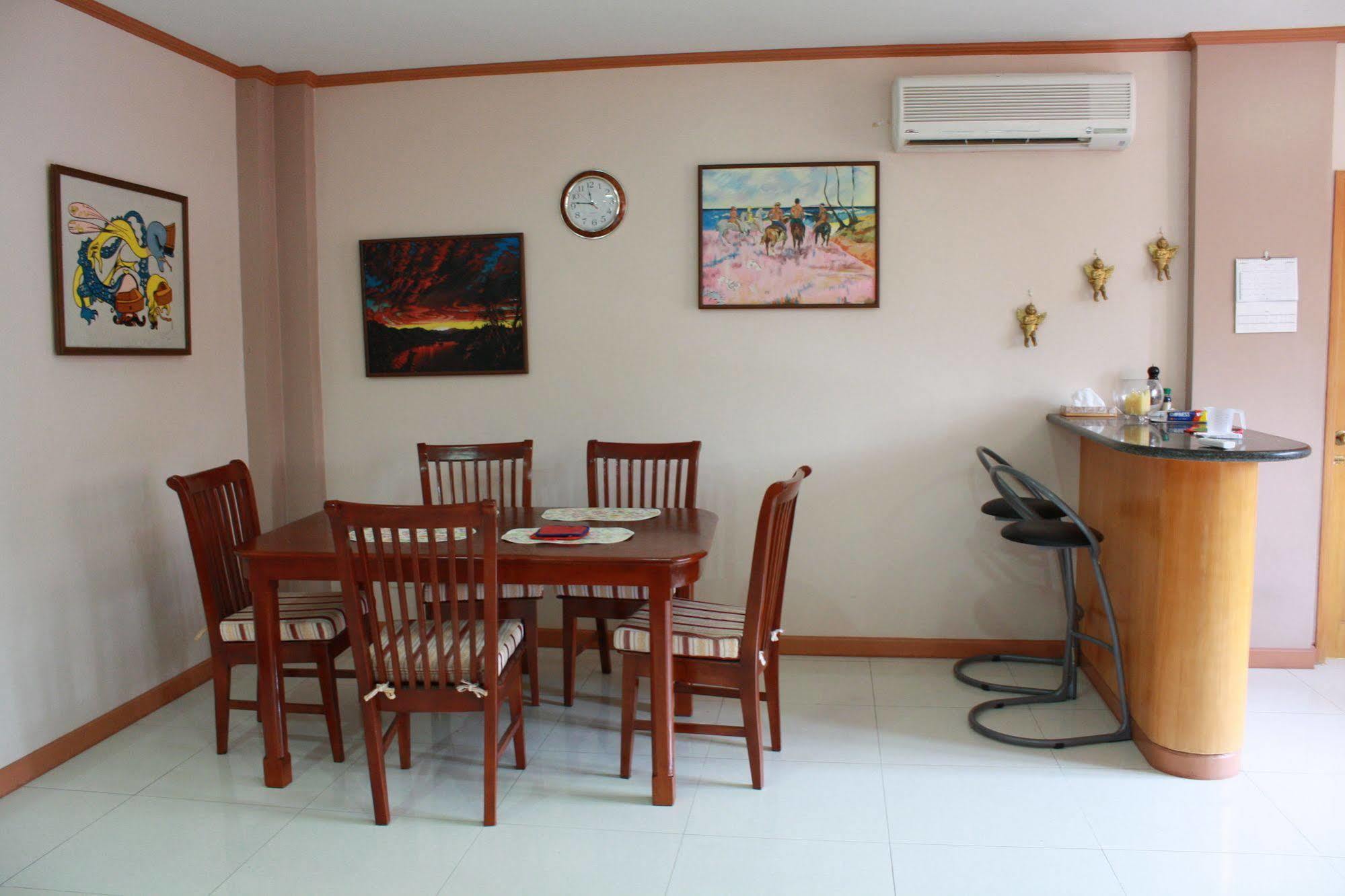 Dumaguete Springs Apartment Dumaguete City Eksteriør billede