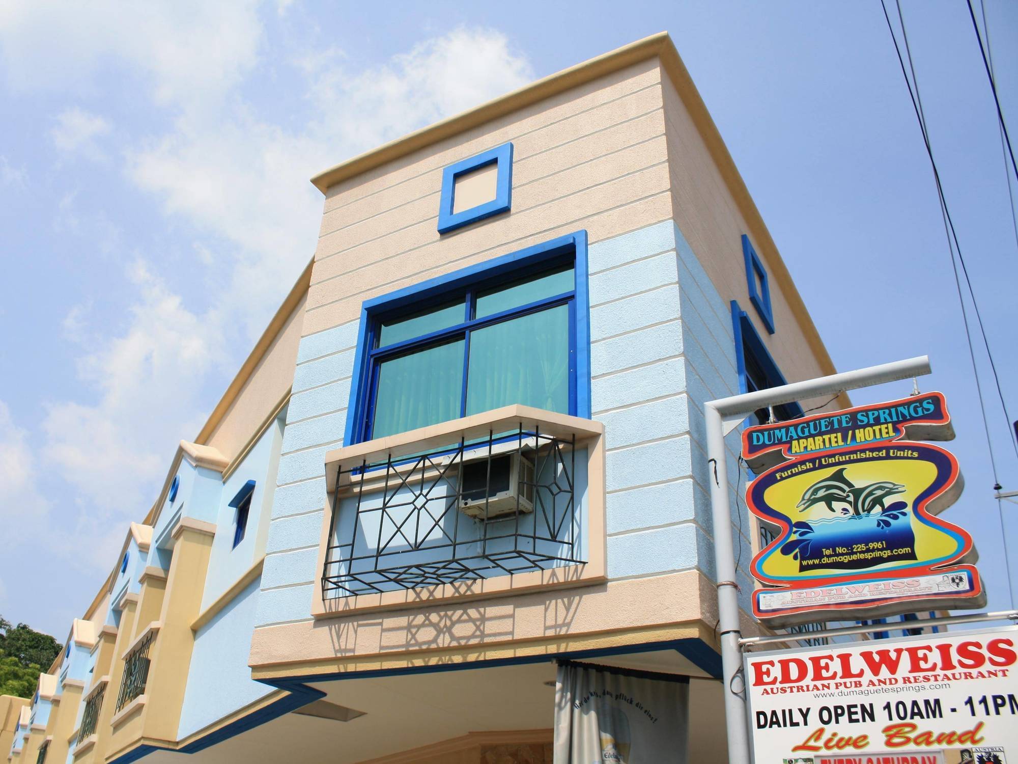 Dumaguete Springs Apartment Dumaguete City Eksteriør billede
